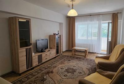Apartament cu 2 camere decomandat, mobilat în Nicolina