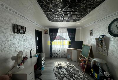 Casă de vânzare – Zona Lebăda - 3