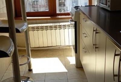 APARTAMENT 2 CAMERE PIATA ROMANA LINGA METROU - 47