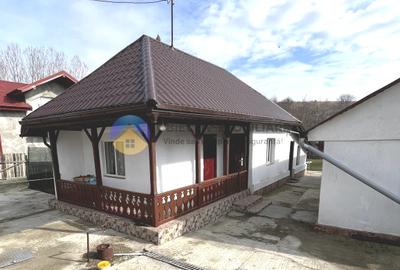 CASĂ cu teren intravilan 800 mp PIATRA-NEAMȚ - 1
