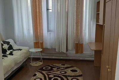Garsonieră decomandată în Dacia