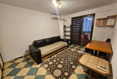 Apartament cu 2 camere decomandat în Lacul Tei