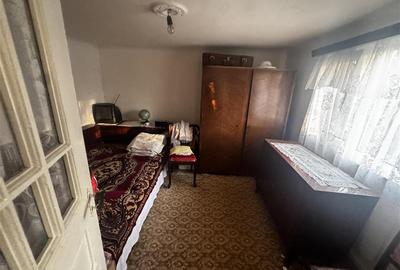Casa batraneasca si teren 758 mp in Negoiesti. - 10