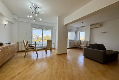Apartament cu 4 camere decomandat, mobilat în Unirii