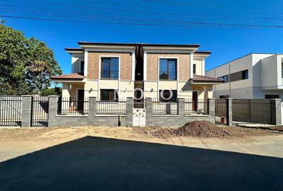 Duplex cu 4 camere în Săcălaz