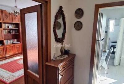 APARTAMENT 3 CAMERE SEMIDECOMANDAT CONFORT MAXIM ZONA CAPITOL - 2