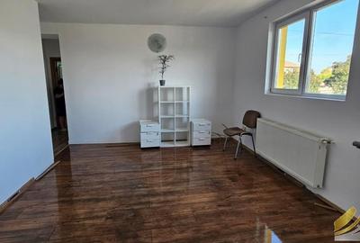 Vila central,de inchiriat, S+P+1E- Chitila - 2
