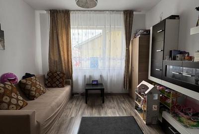 Apartament cu 2 camere decomandat, mobilat în Sălaj