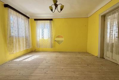 Casă cu teren 251 mp – zona Andronache, Strada Mențiunii - 13