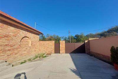 Casa frumoasa in Chisineu Cris - 4