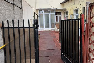 Apartament cu curte și spațiu extins în Sector 2, Iancului - 12