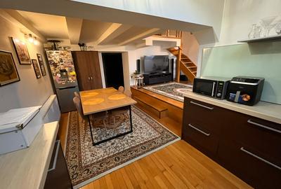 Vand apartament 3 camere ultracentral - 10