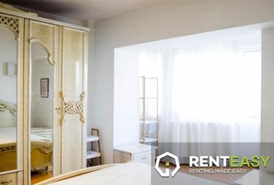 Apartament cu 3 camere decomandat în Nicolina