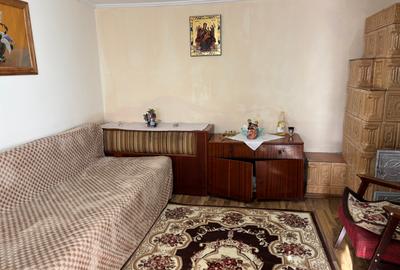 Casa gospodarului, bine întreținută, cu teren generos – Comarnic - 9