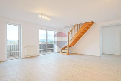 Apartament cu 4 camere decomandat, mobilat în Florilor