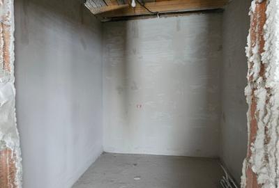 Spatiu comercial si casa de locuit in Mosnita Veche zona Tineret - 8