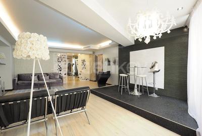 Apartament cu 3 camere semidecomandat în Herăstrău