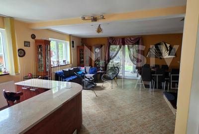 JUMĂTATE DE DUPLEX DE VÂNZARE , 140 MP UTILI-LA 2 MINUTE DE PÂRTIA SORICA  AZUGA - 4