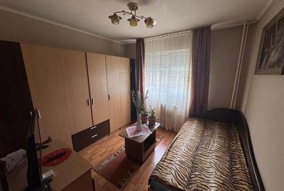 Apartament cu 2 camere, zona Rogerius - 7
