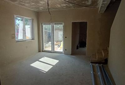 Sanandrei Duplex cu 4 Camere, Drum Asfaltat, Toate Utilitatiile - 3