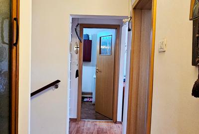 Apartament 5 camere,2 bai, balcon, boxa, loc parcare, situat in zona Centrala - 19