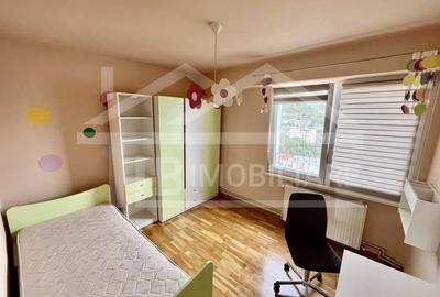 Apartament cu 3 camere, 70 mp, decomandat, Zona Fortuna - 3