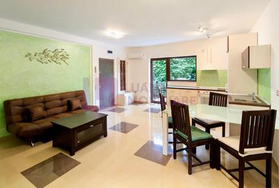 Apartament cu 3 camere, gradina 100 mp - zona Moldoveanu - 2