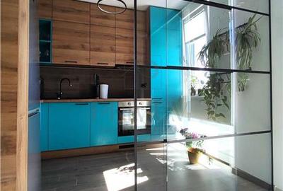 Apartament cu 3 camere decomandat, mobilat în Dumbrăvița