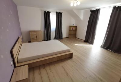 INCHIRIEZ casa 5 camere decomandate ,cu garaj,zona Calea Cisnadiei - 13