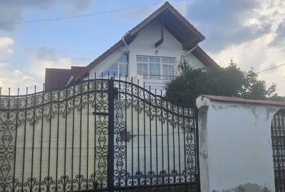 Casă individuală cu 5 camere în Măgurele