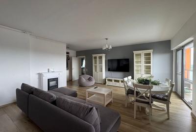 Apartament cu 3 camere decomandat, mobilat în Doamna Ghica