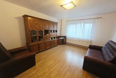 Vand casa singur in curte cu garaj, pod si foisor Sanpetru-Bod - 6