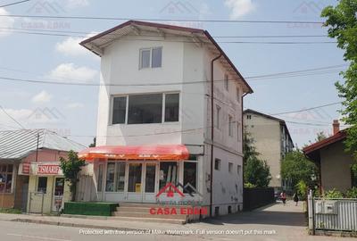 Spatiu comercial in Campina 165.000e - 1