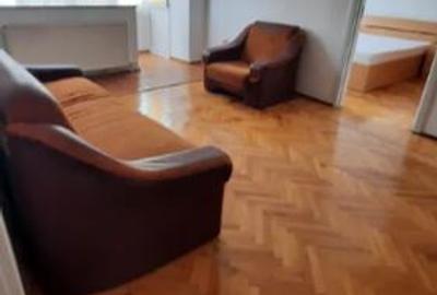 Apartament cu 2 camere semidecomandat în Cișmigiu