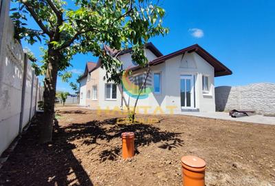 Casă individuală cu 6 camere în Vidra