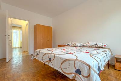 Apartament 3 camere | Ideal pentru 3 studenți | Parc Tractorul–Coresi | Parcare - 8