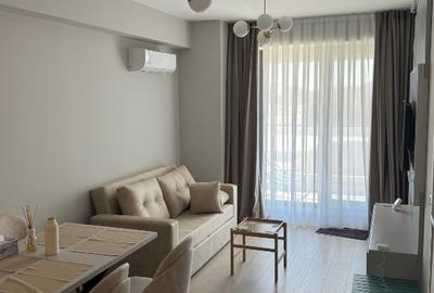 Apartament cu 2 camere decomandat, mobilat în Central
