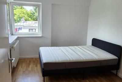Apartament cu 3 camere decomandat în Arcul de Triumf