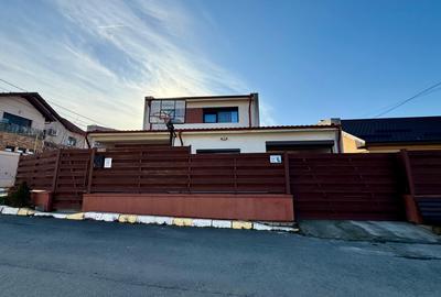 Casa moderna cu 4 camere, garaj 3 masini, curte amenajata – Valu lui Traian - 19