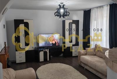 Apartament cu 3 camere decomandat, mobilat în Central