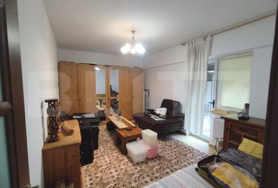 Apartament cu 4 camere nedecomandat, mobilat în Valea Lupului