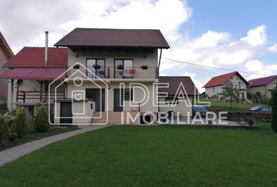 Casa moderna cu 4 camere, La  CHEIE in Poplaca - 2