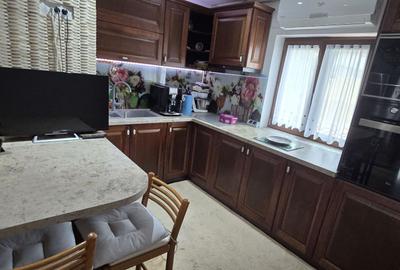 Micro 6 Târgoviște, vânzare apartament 3camere/2balcoane/2grupuri - 3