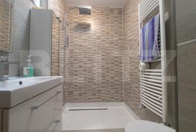Casă finisata 220 mp, 2 corpuri de cladire , teren 261 mp, cart Gruia ! - 12