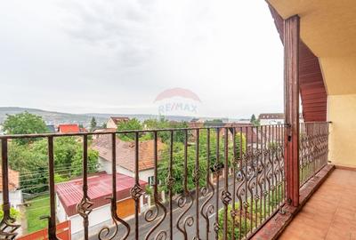 Casa de inchiriat - Gruia - 8 camere - 0 % COMISION - 15