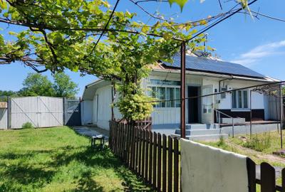 Casa la 5 km de Targu-Neamt - cu iaz si livada matura - gata pentru mutat - 19