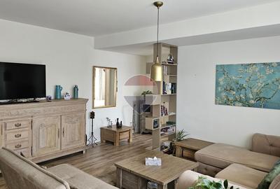 Apartament cu 2 camere decomandat, mobilat în Calea Romanului
