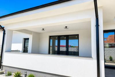 Casă parter Domnești, 3 dormitoare, 2 băi, teren generos 460 mp - 5