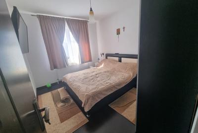 Casă cu 6 camere în Tătărași