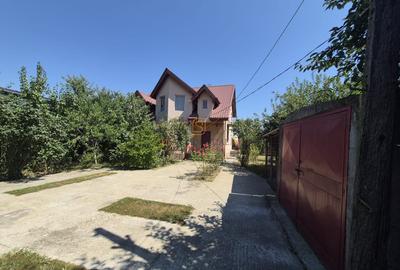 Vilă P+M | 254 mp | 1.094 mp teren | 25 ml DN5 | 1 Decembrie | 320.000 - 2